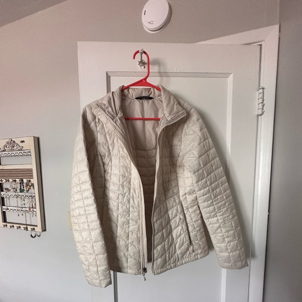 North face puffer jacket